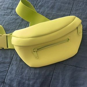 DAGNE DOVER ACE NEOPRENE FANNY PACK